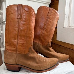 Men’s size 11 vintage tan cowboy boots